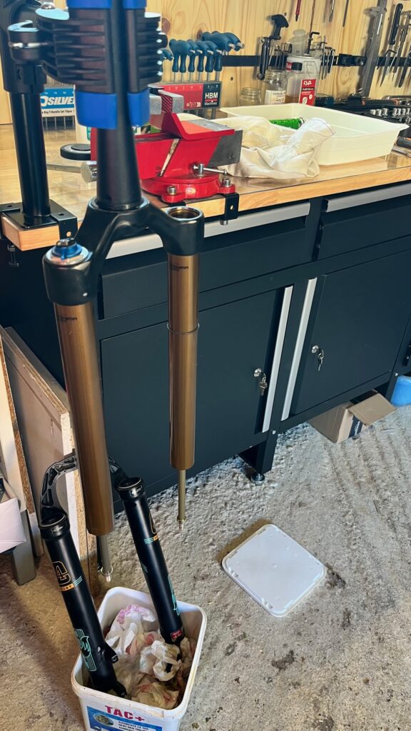 Réparation vélos Roquefort les Pins